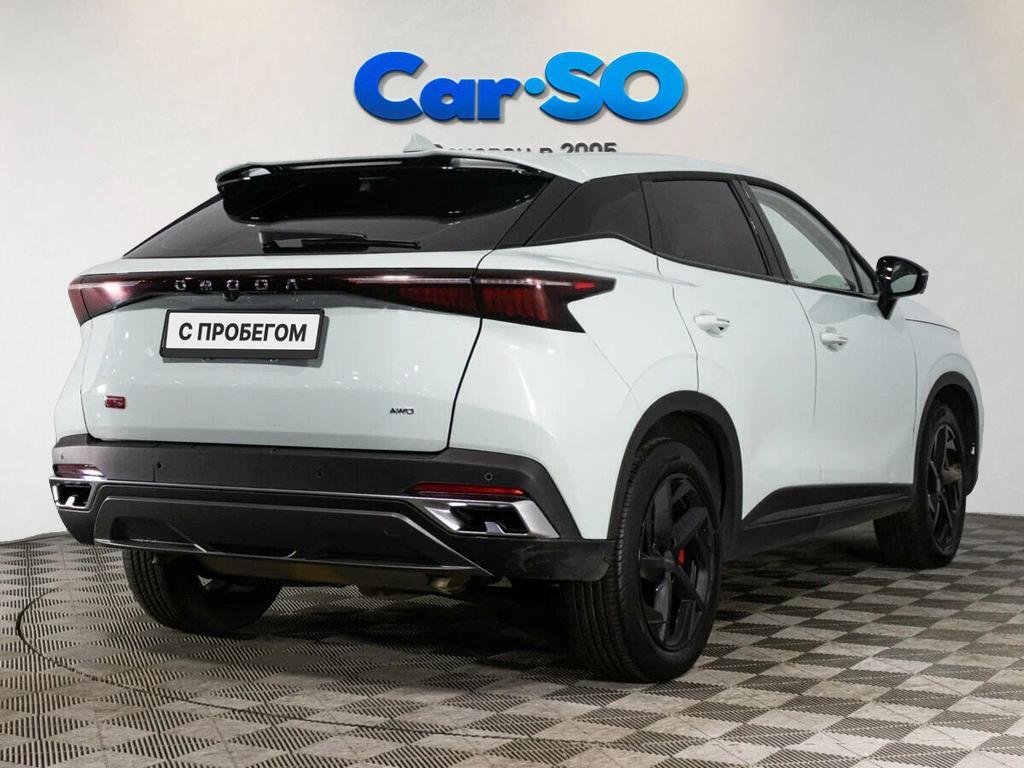 Omoda C5, I