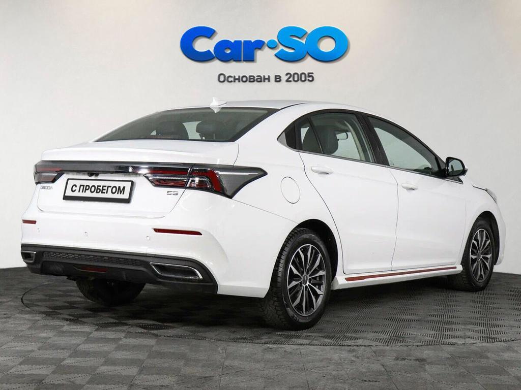 Omoda S5