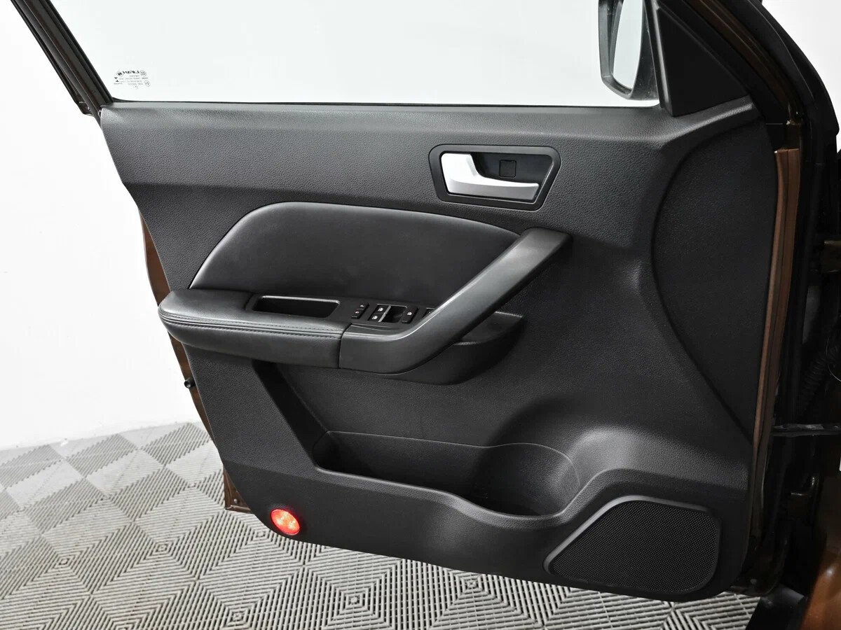 Lifan X70, I