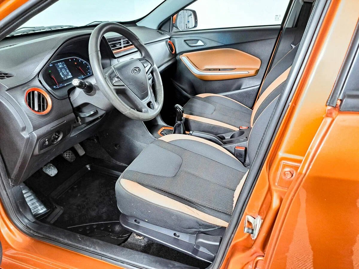 Chery Tiggo 2, I