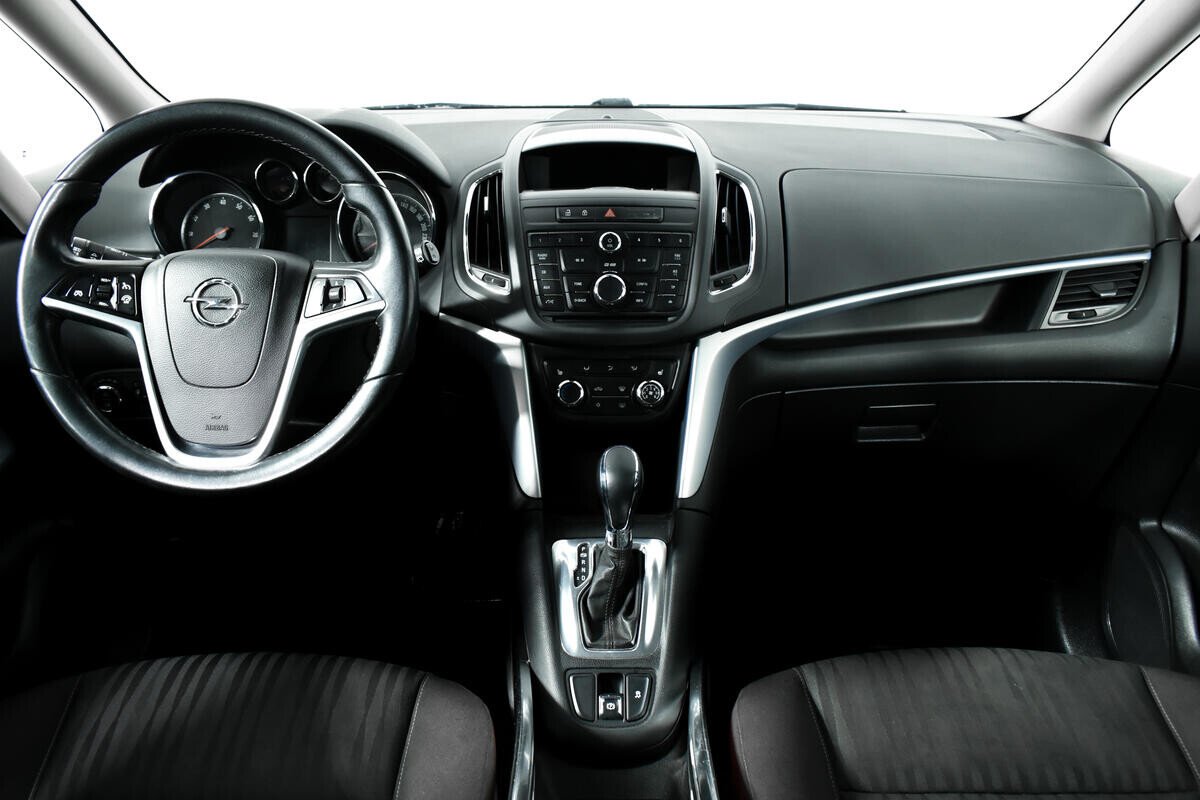 Opel Zafira, C