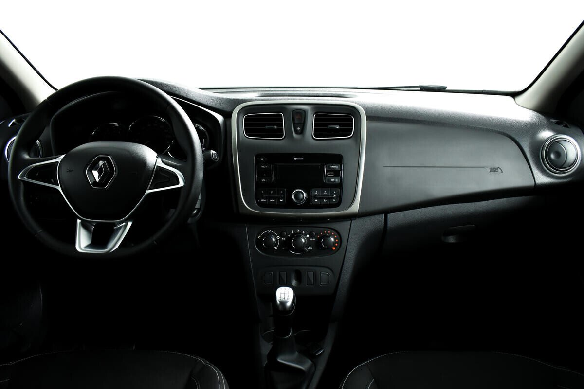 Renault Sandero, II Рестайлинг