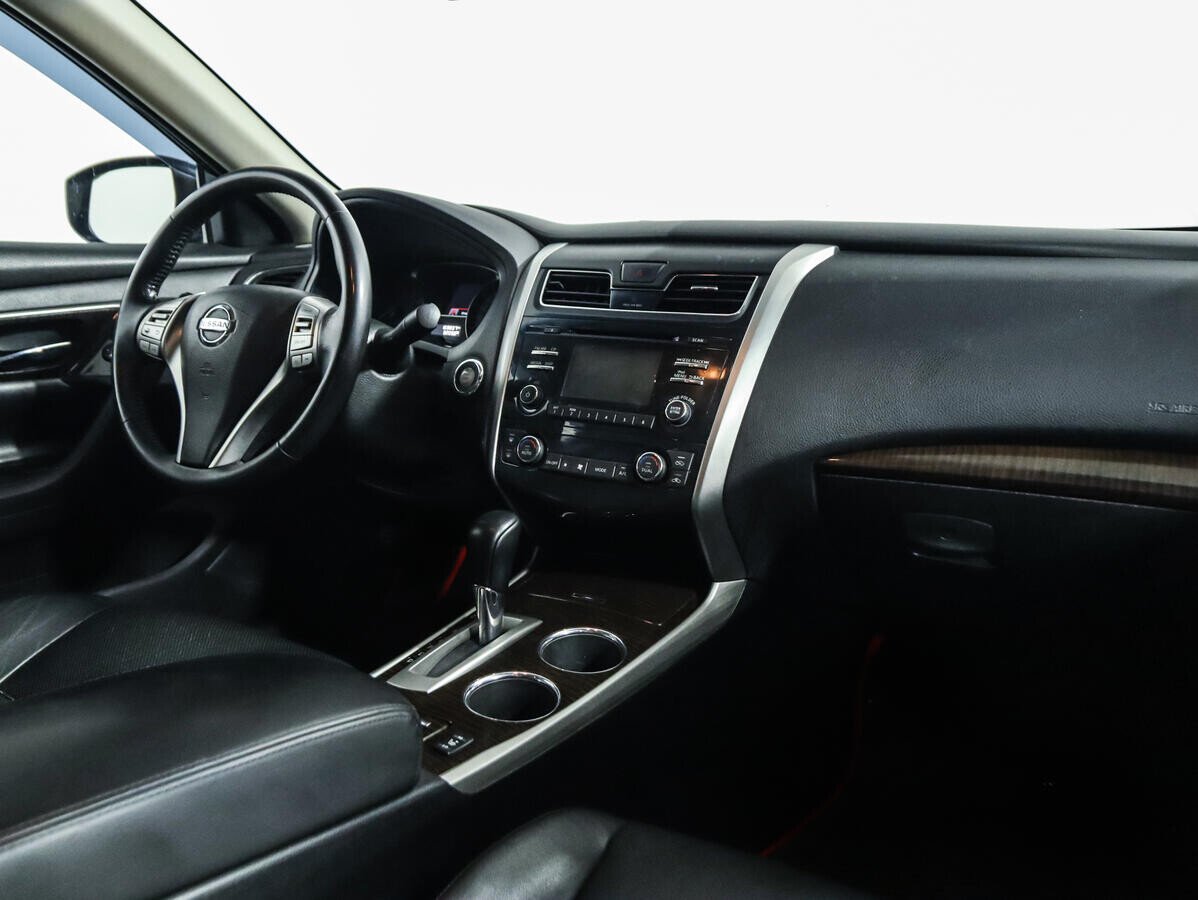 Nissan Teana, III