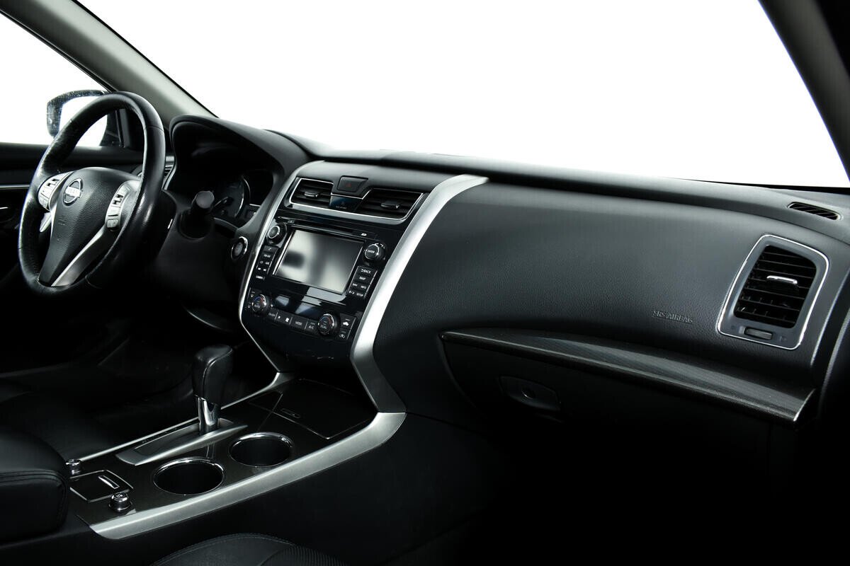 Nissan Teana, III