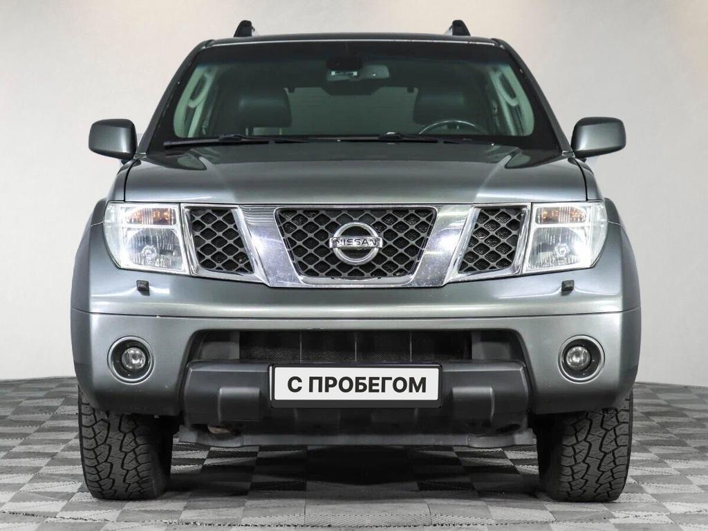 Nissan Pathfinder, III