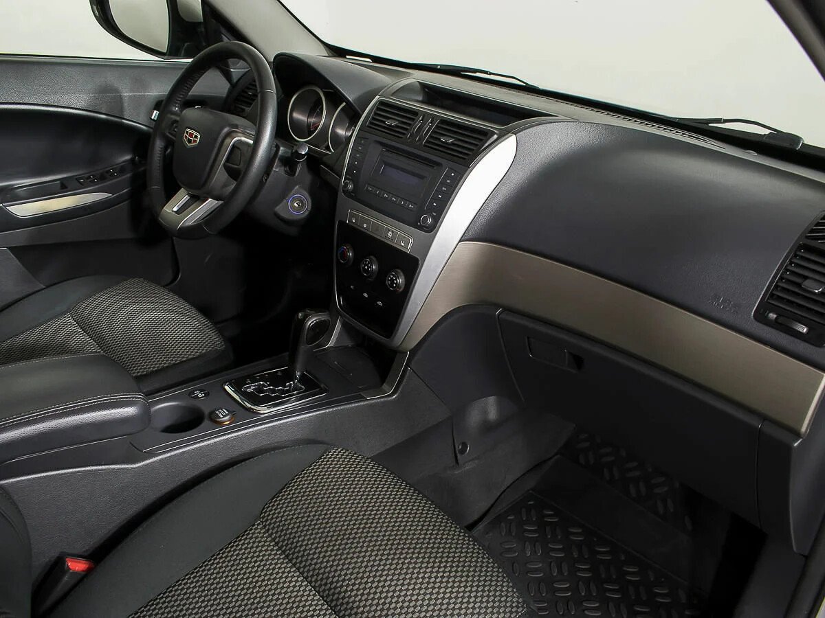 Geely Emgrand X7, I