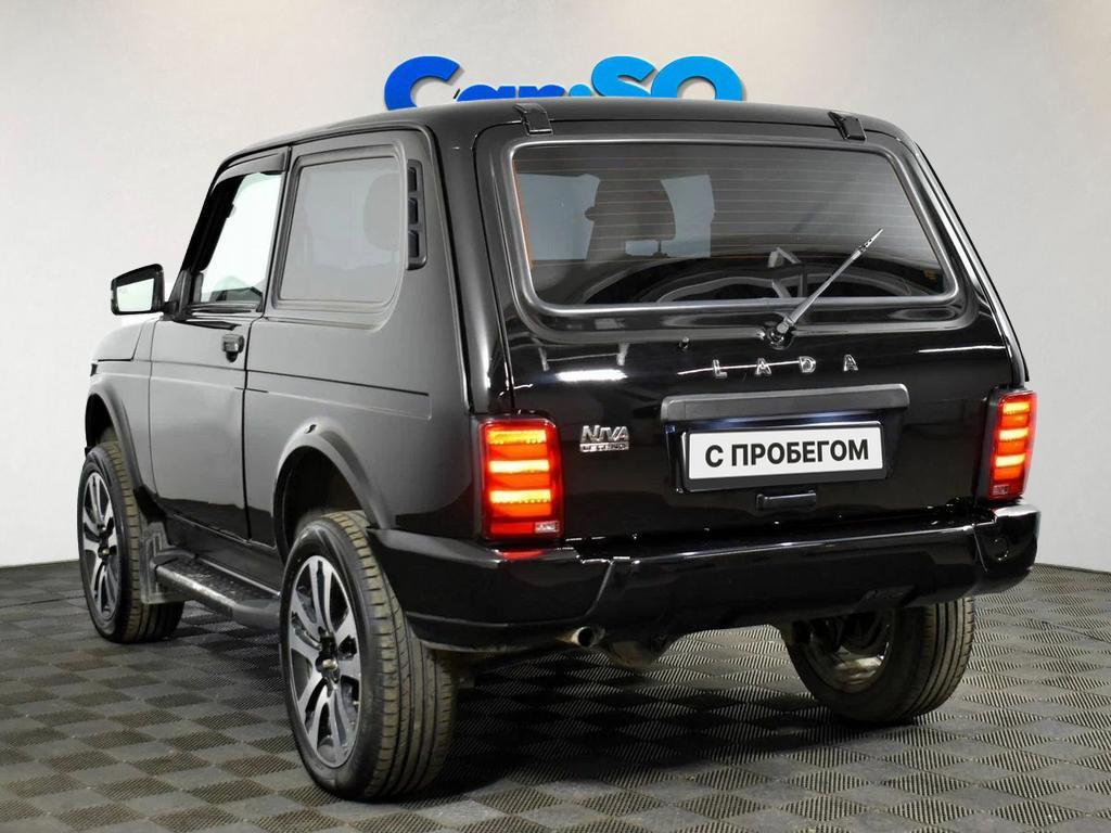 Lada Niva Legend