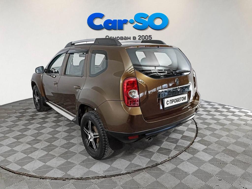 Renault Duster, I