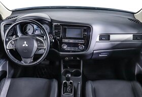 Mitsubishi Outlander, III