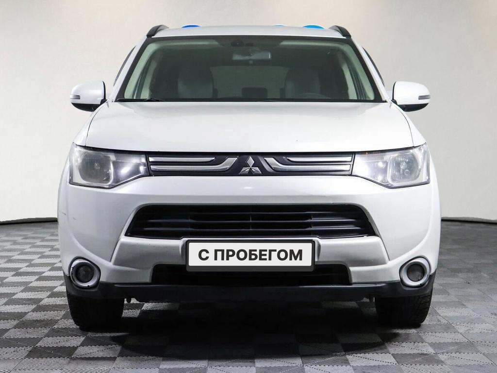 Mitsubishi Outlander, III