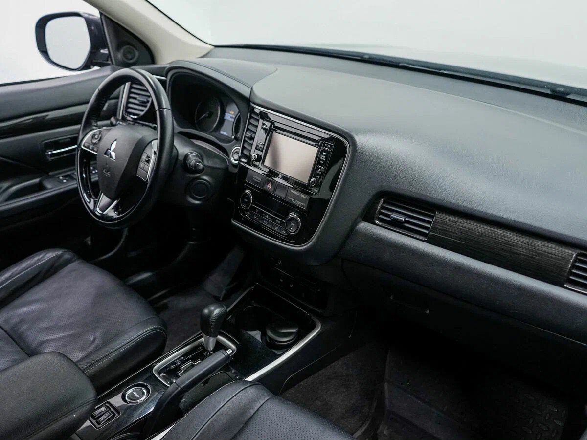 Mitsubishi Outlander, III Рестайлинг 2