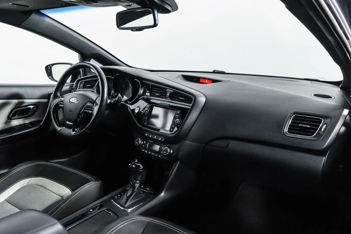KIA Ceed, II Рестайлинг