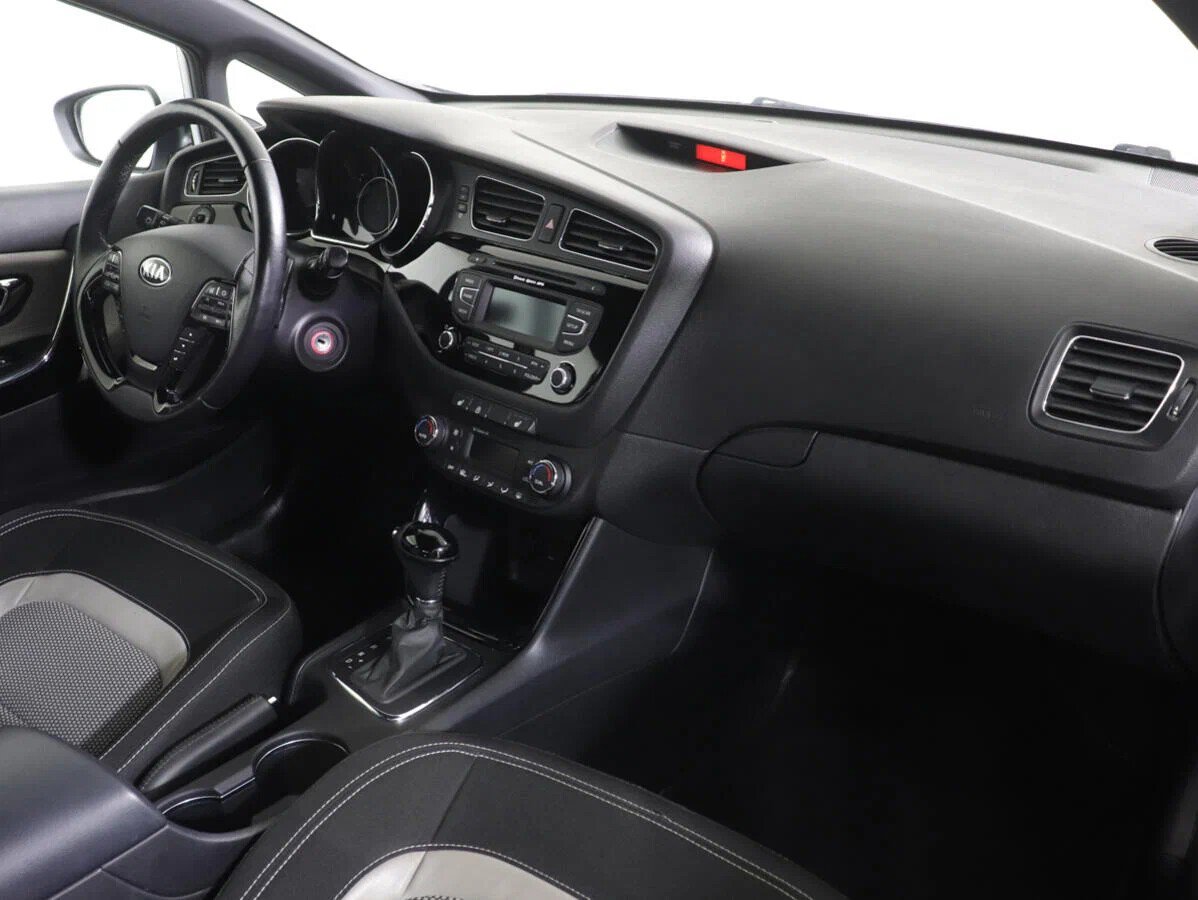 KIA Ceed, II
