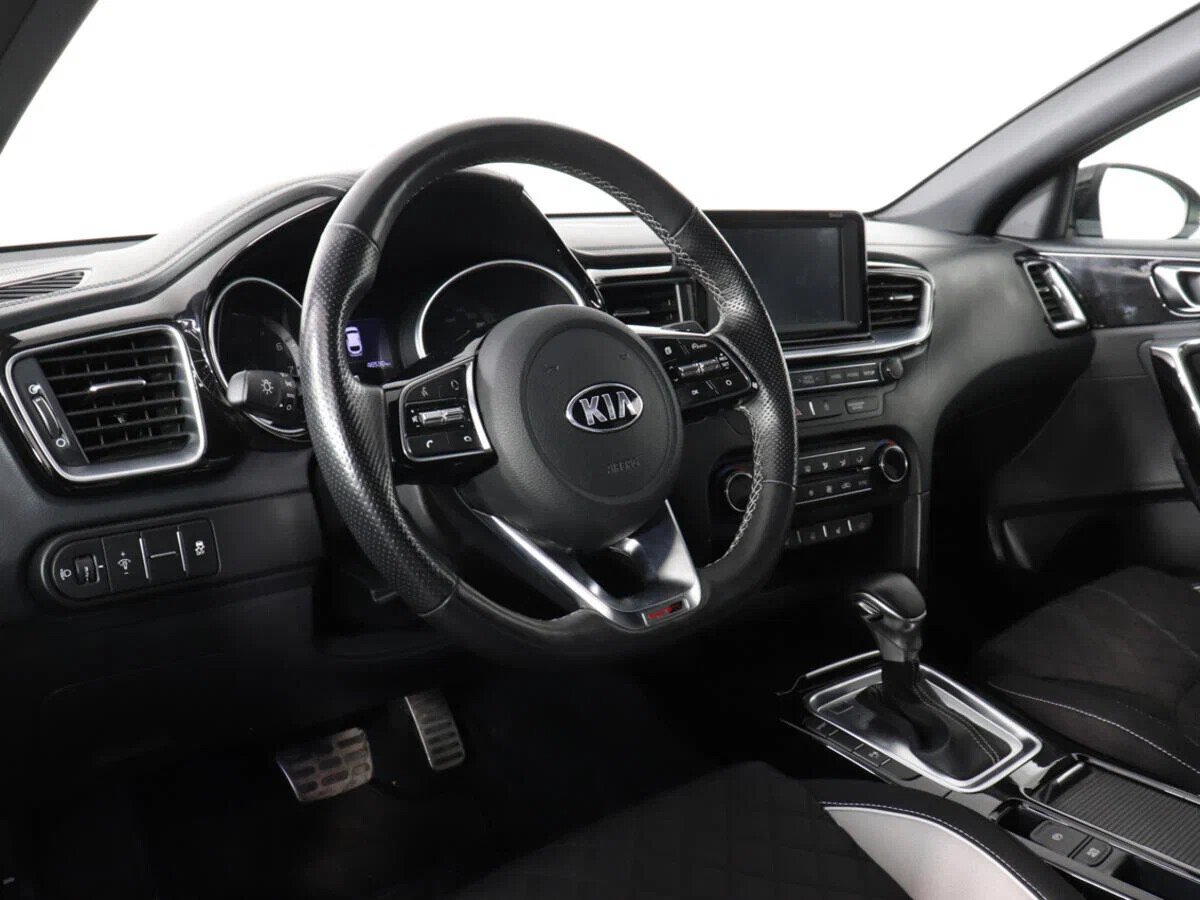 KIA Proceed, I