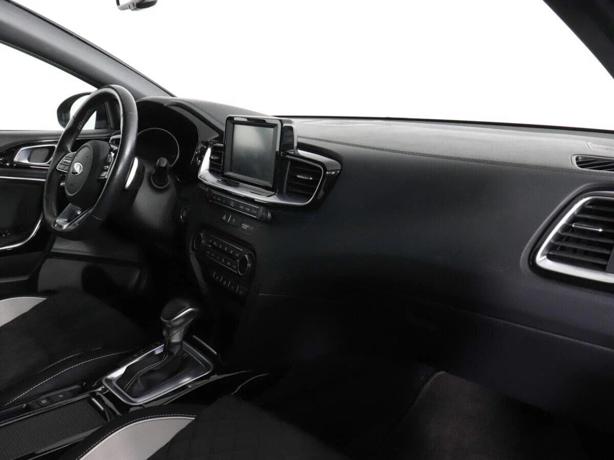 KIA Proceed, I