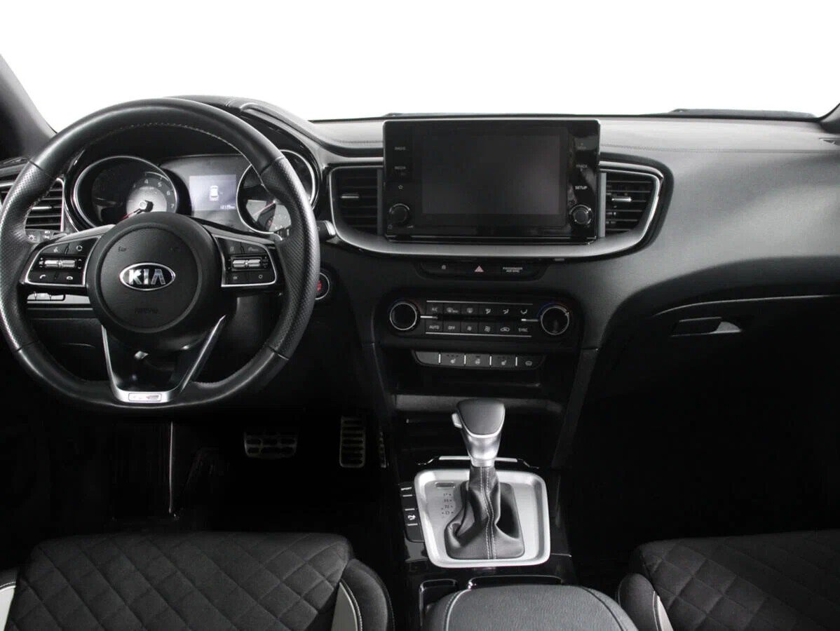 KIA Proceed, I