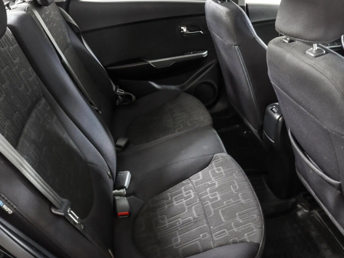 KIA Rio, III