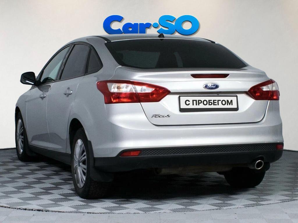 Ford Focus, III