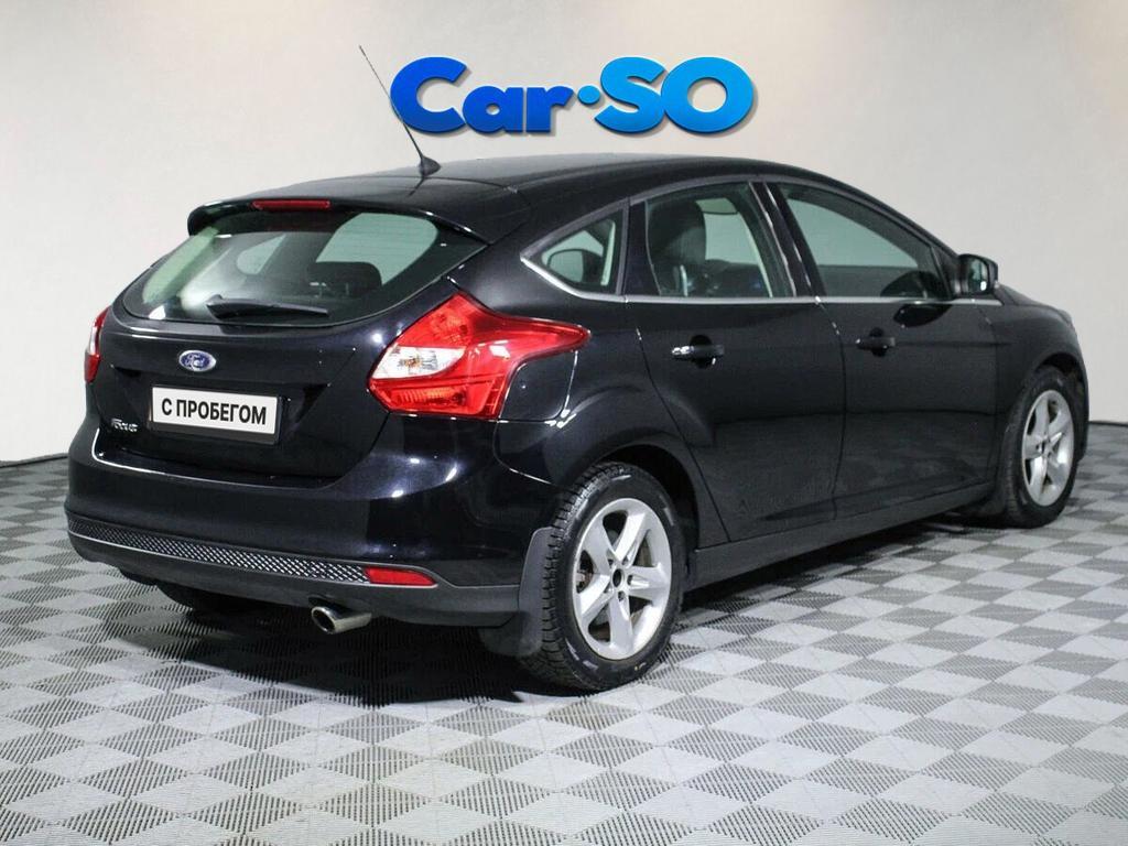 Ford Focus, III