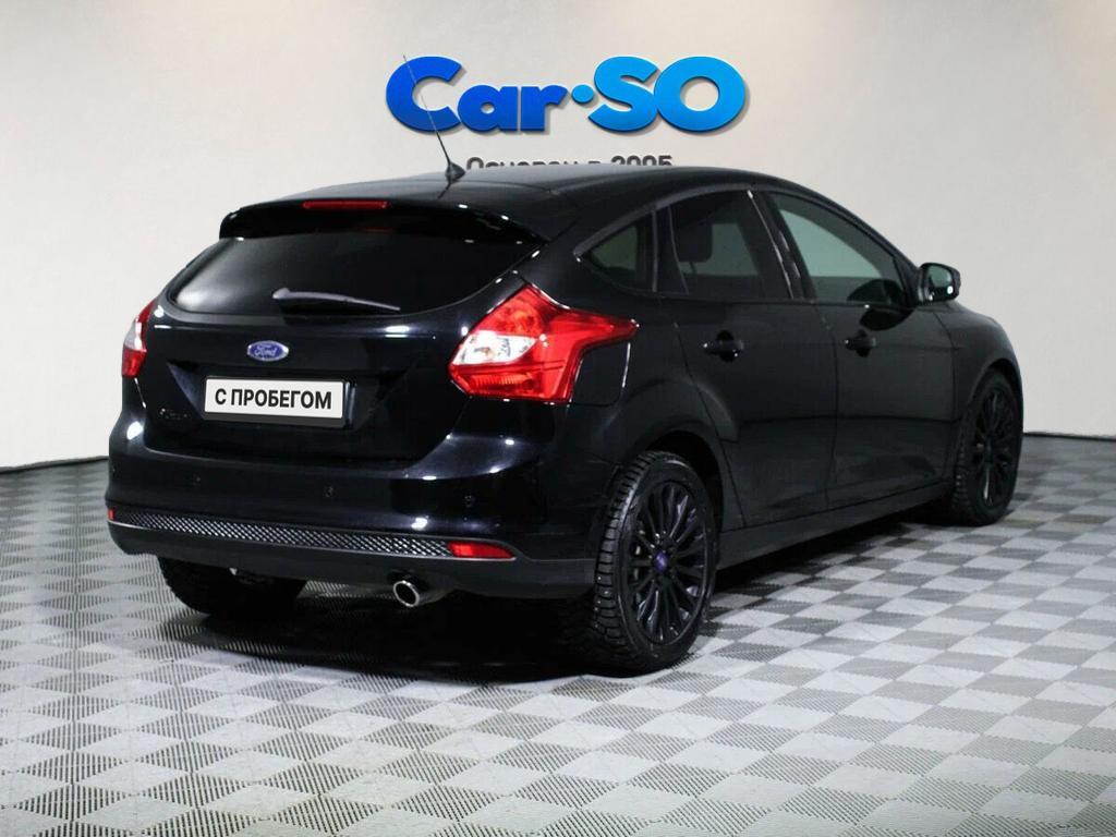 Ford Focus, III
