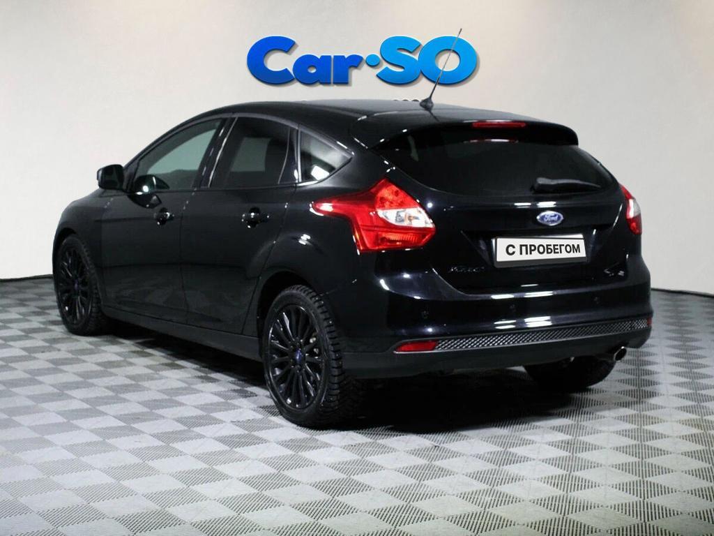 Ford Focus, III