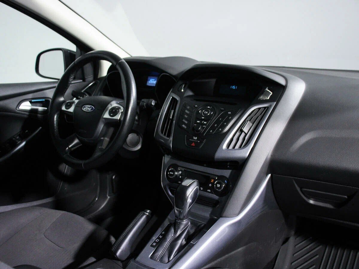 Ford Focus, III