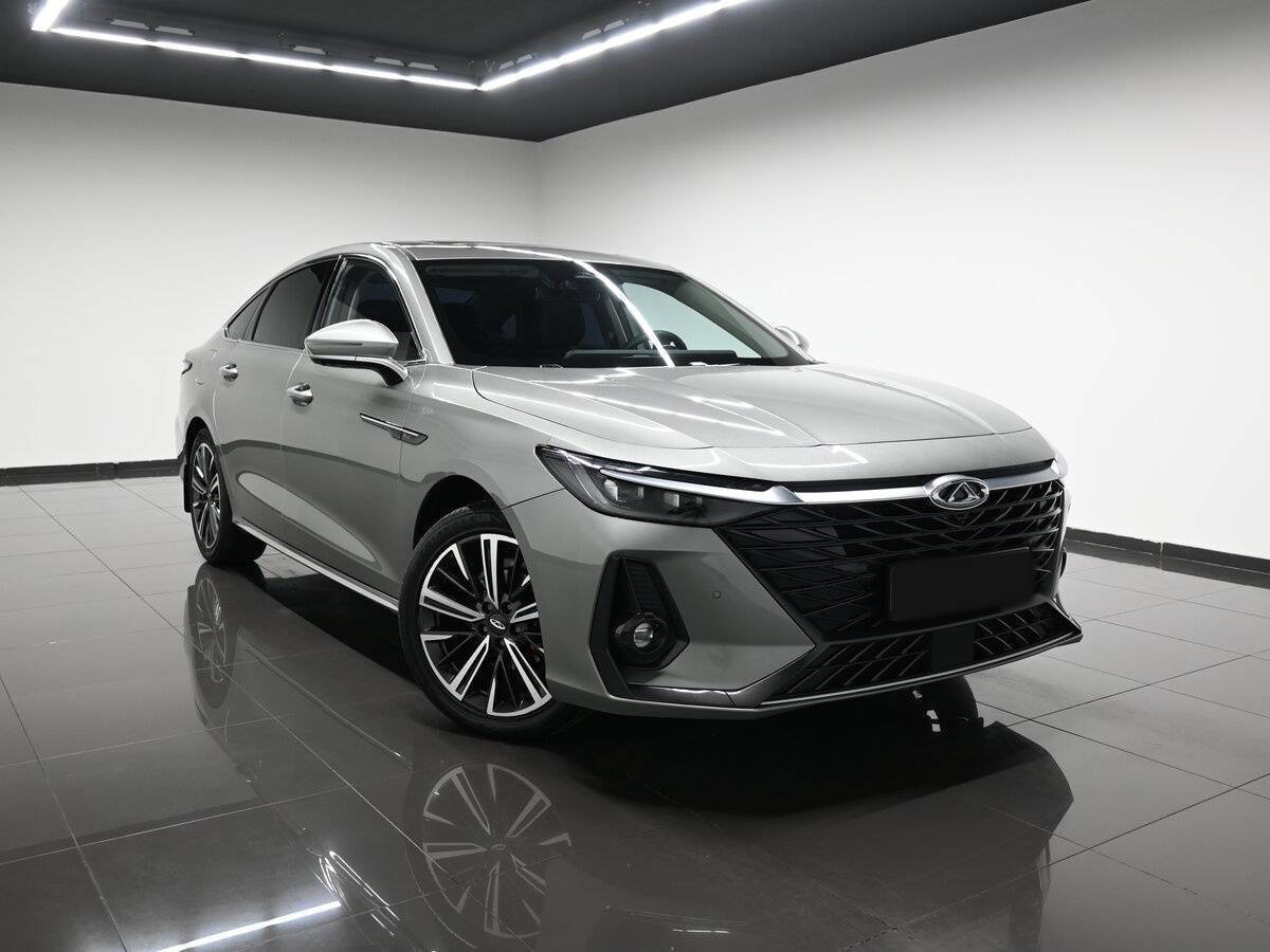 Chery Arrizo 8