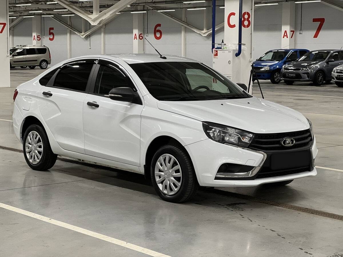 Lada Vesta