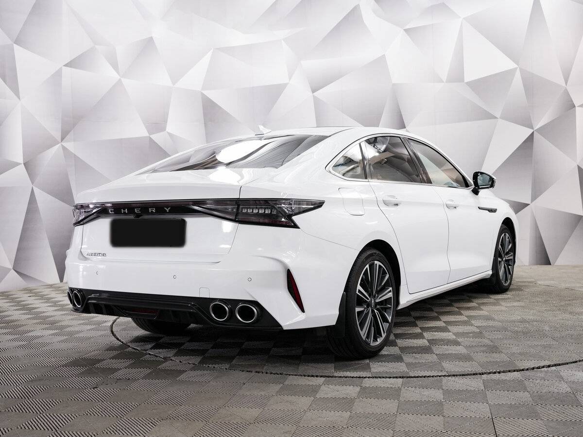 Chery Arrizo 8