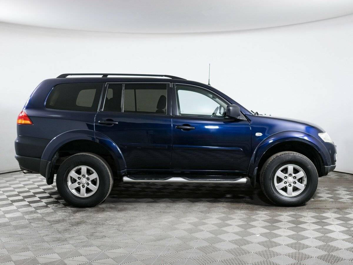 Mitsubishi Pajero Sport