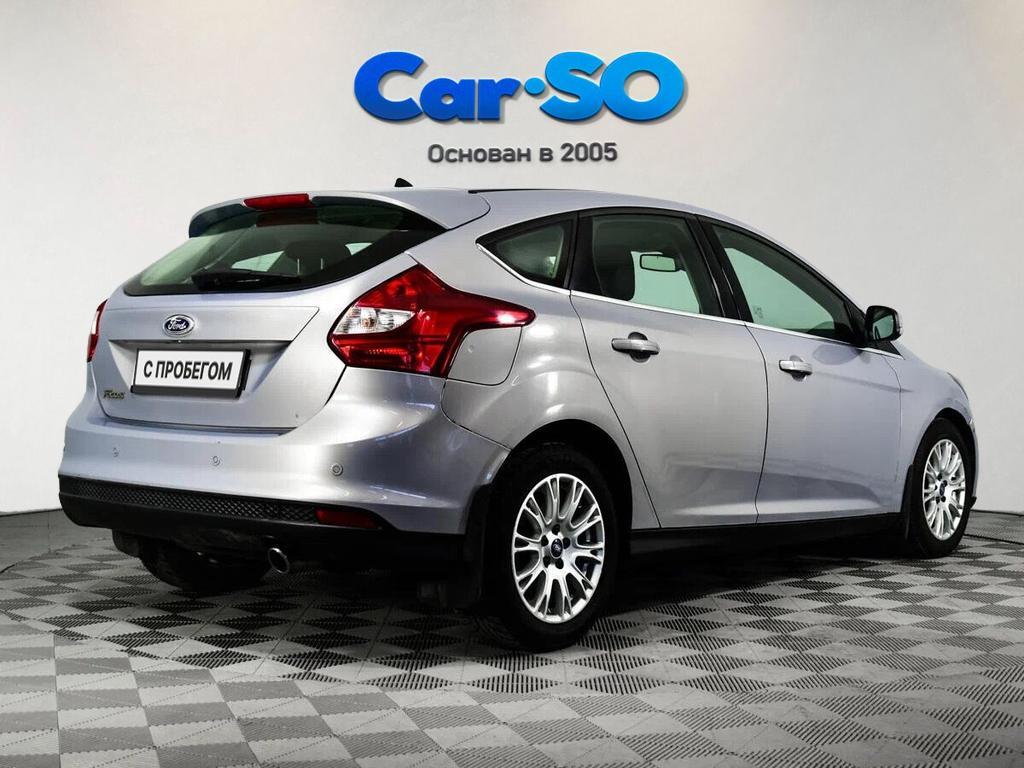 Ford Focus, III