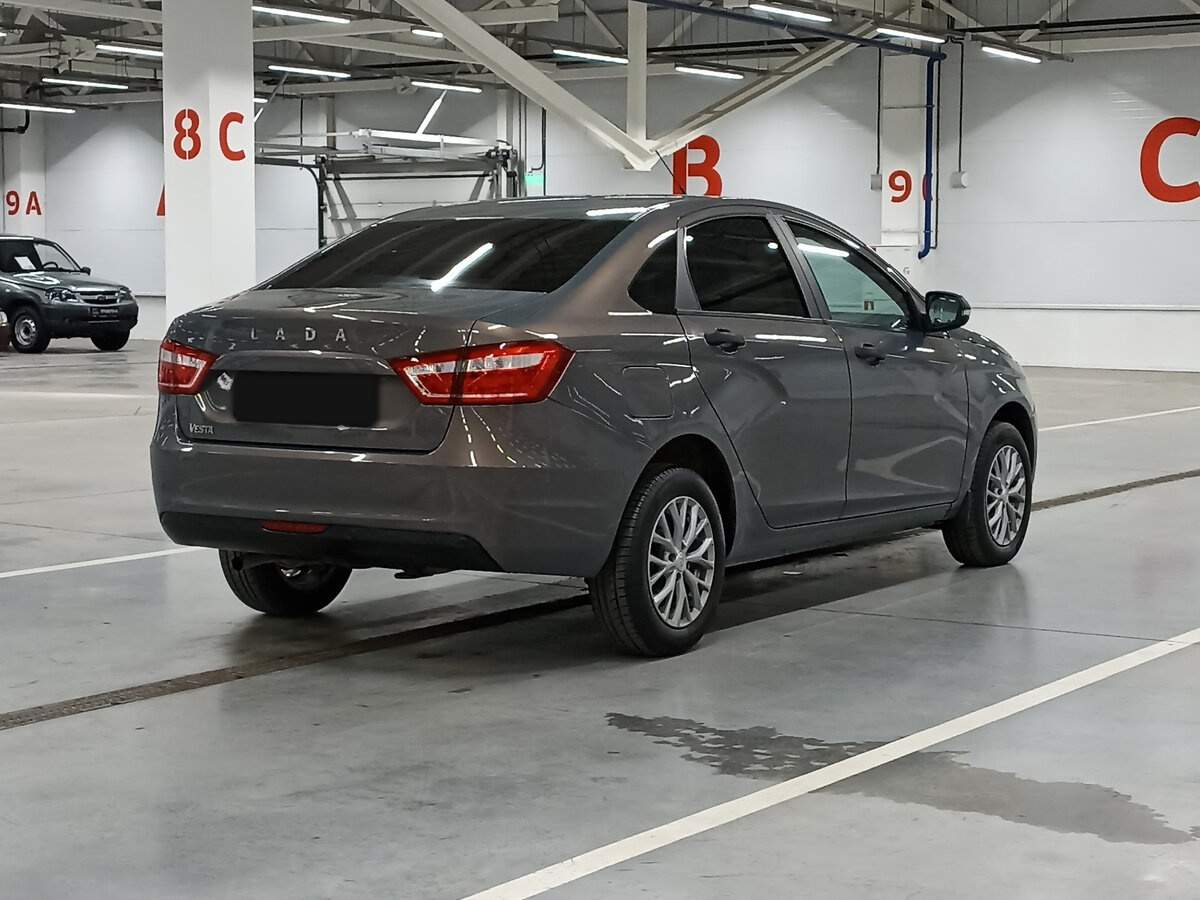 Lada Vesta