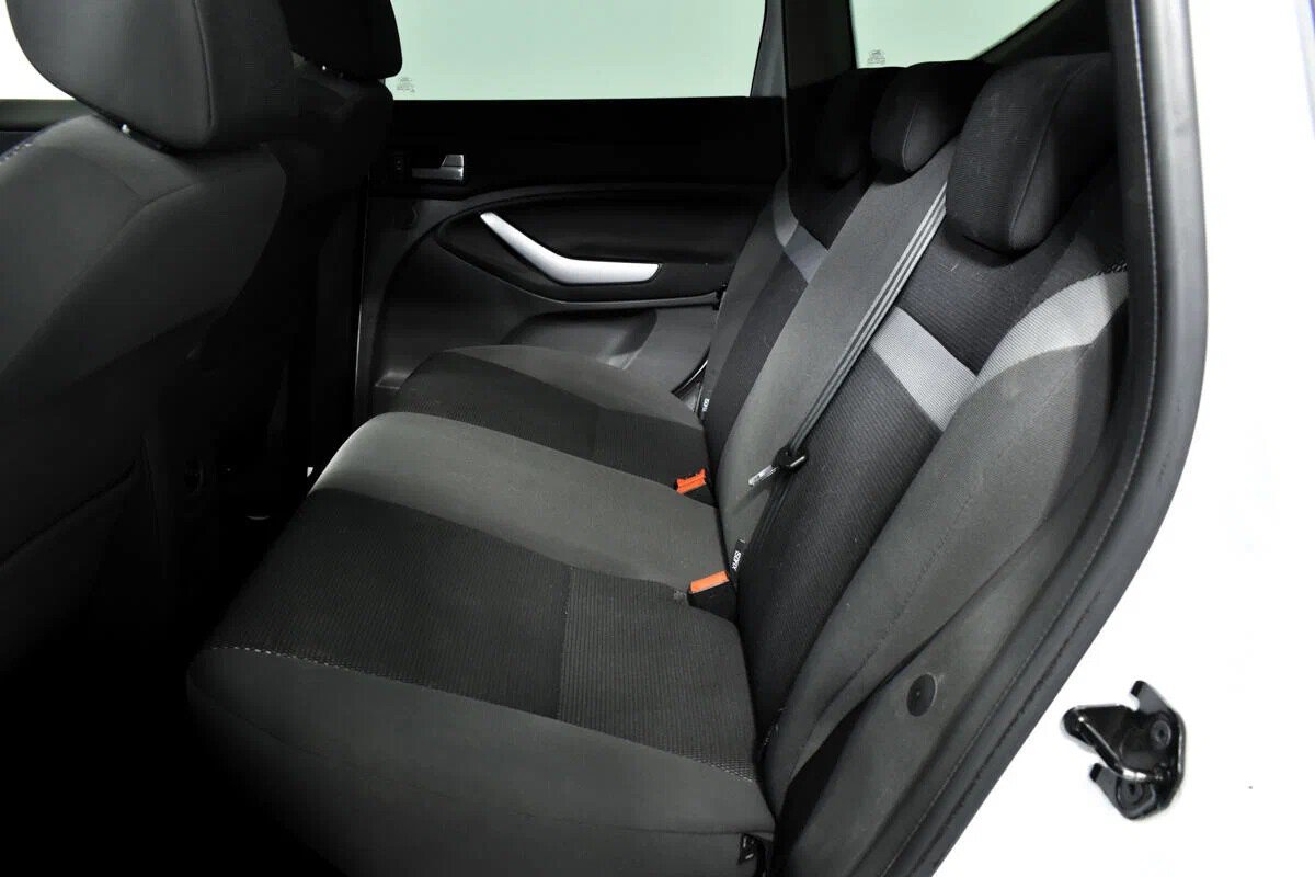 Ford Kuga, I