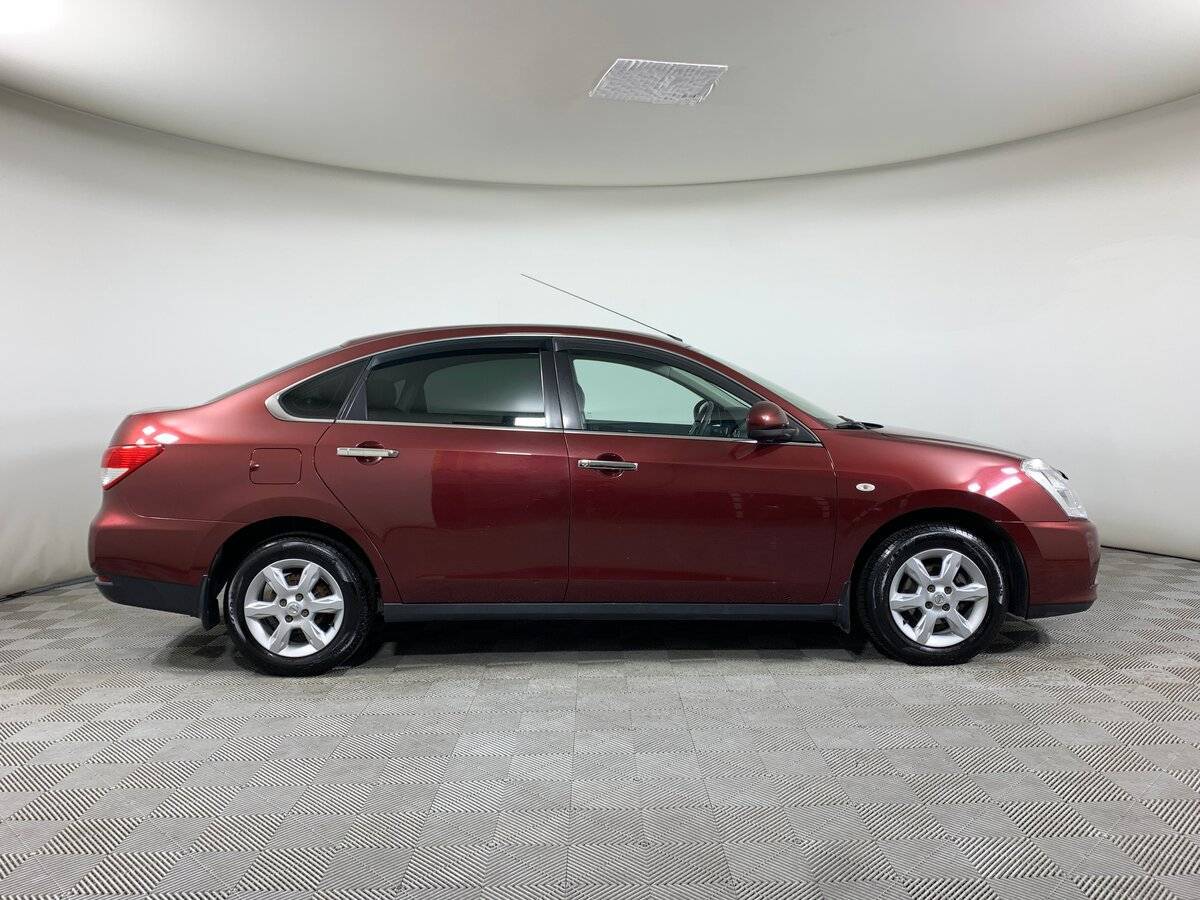 Nissan Almera