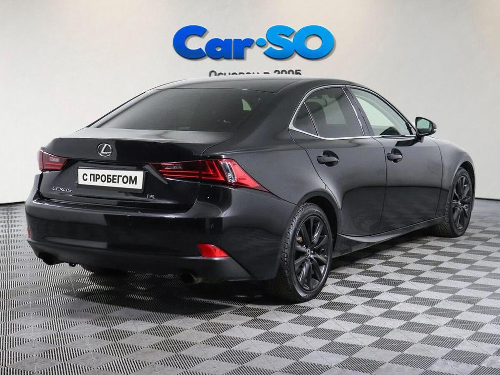 Lexus IS, III