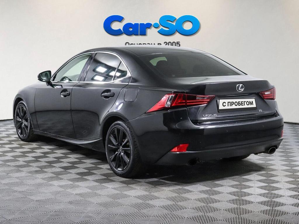 Lexus IS, III