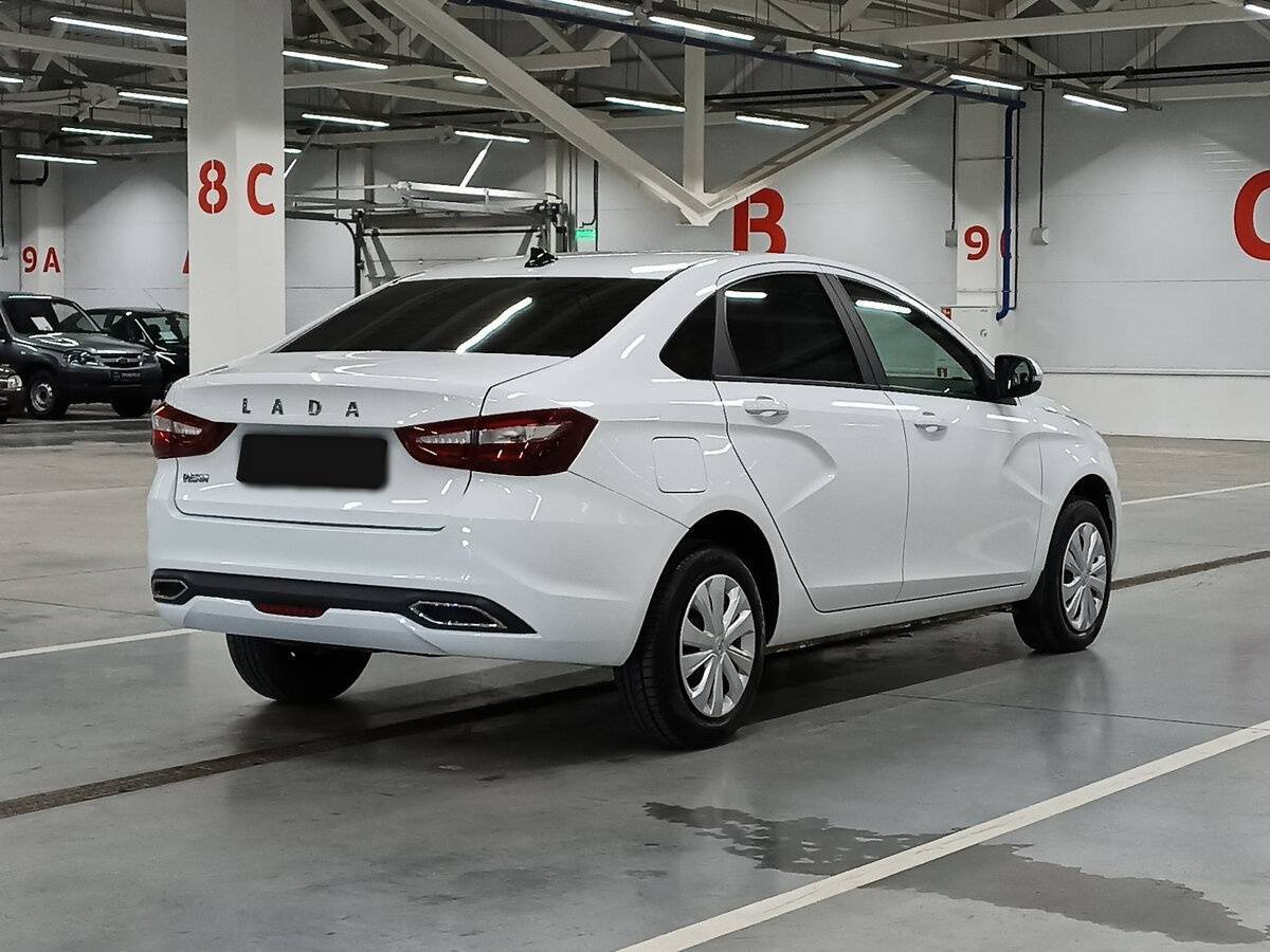 Lada Vesta