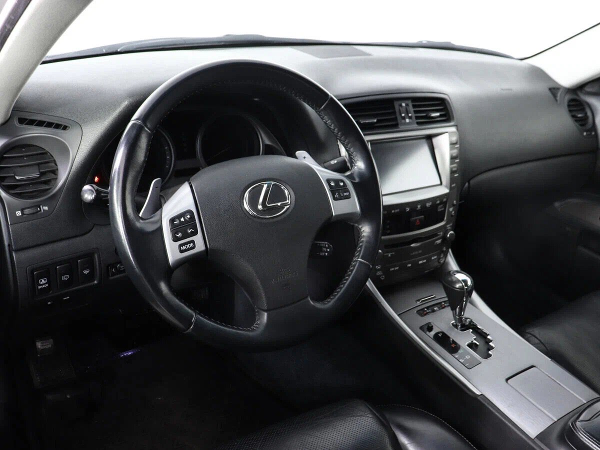 Lexus IS, II Рестайлинг