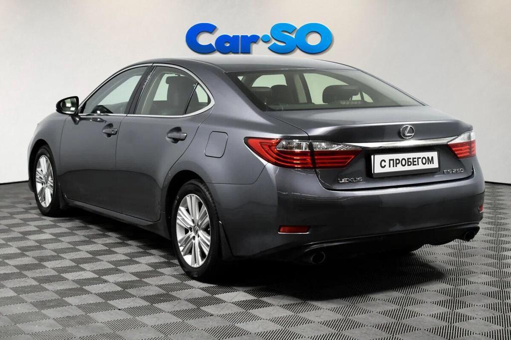 Lexus ES, VI