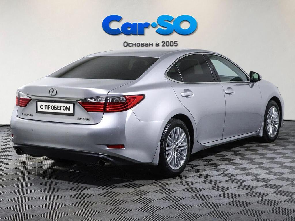 Lexus ES, VI