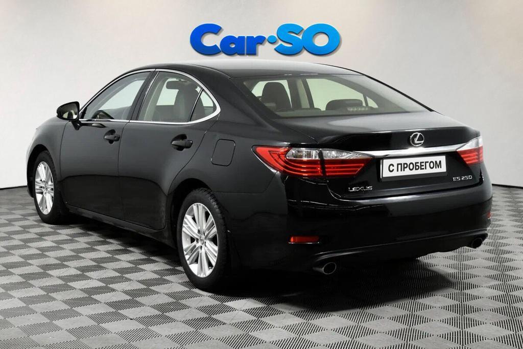 Lexus ES, VI