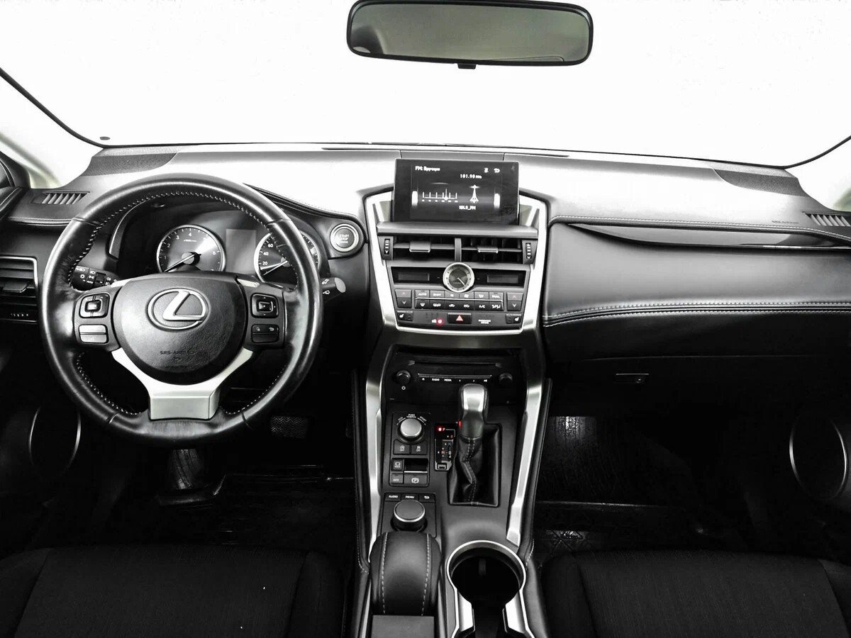 Lexus NX, I