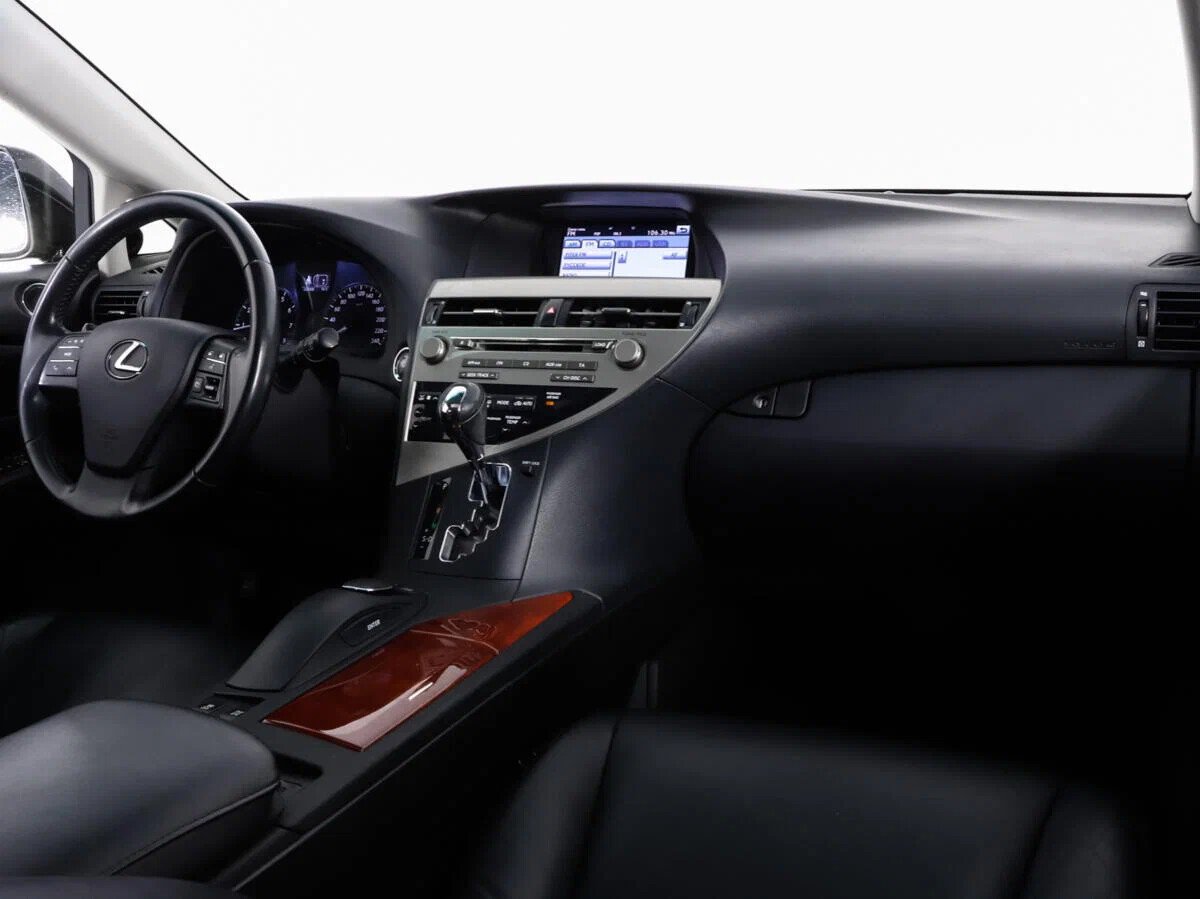 Lexus RX, III