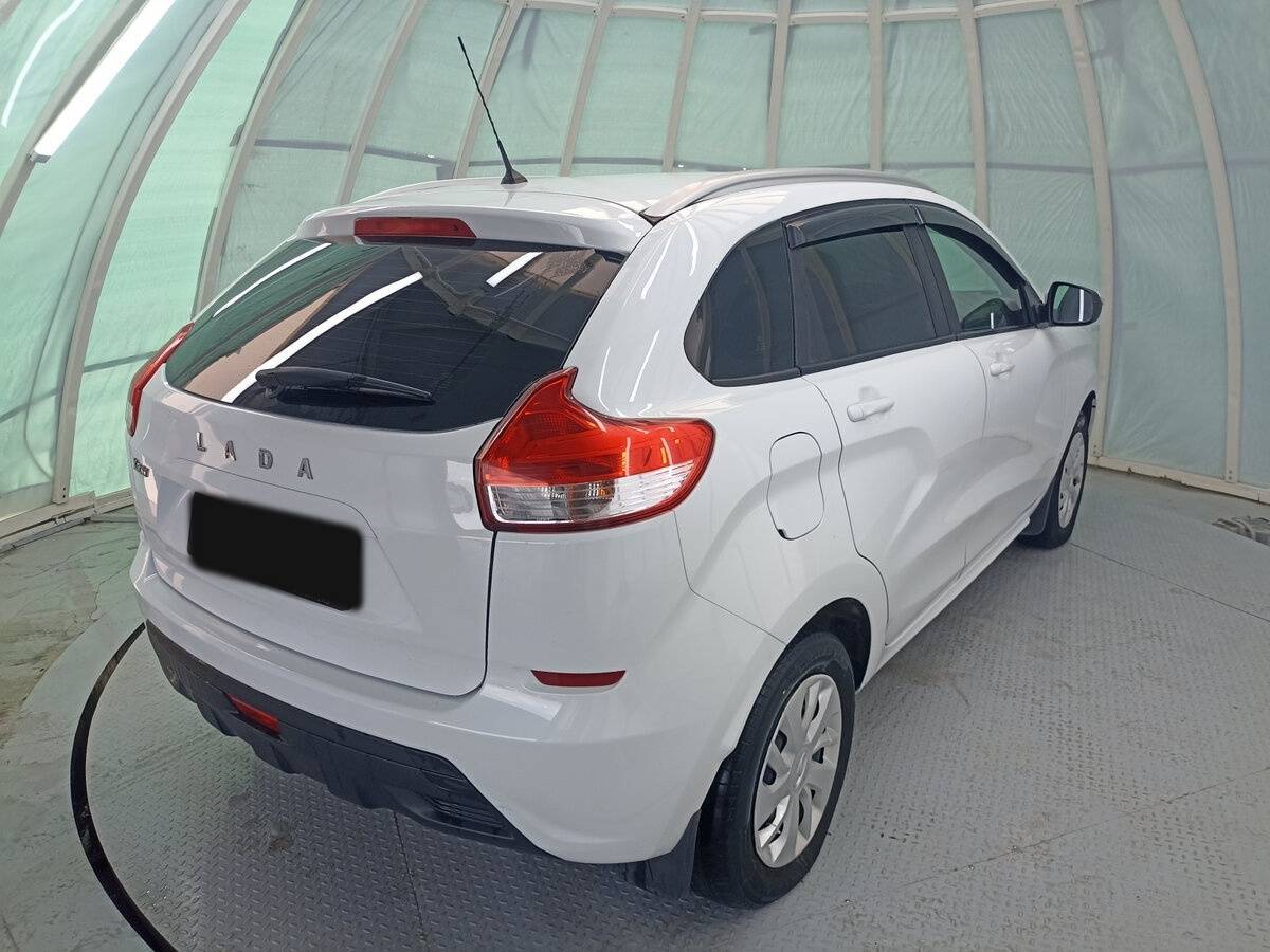 Lada XRAY