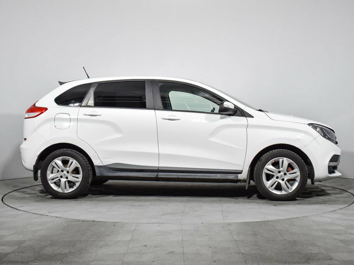 Lada XRAY