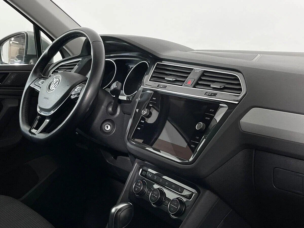 Volkswagen Tiguan, II