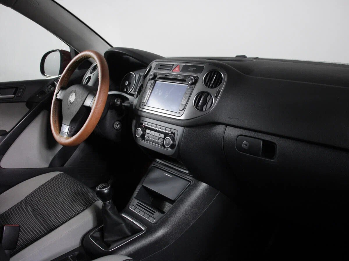 Volkswagen Tiguan, I