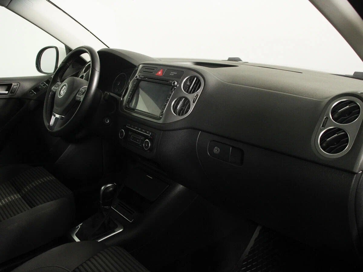 Volkswagen Tiguan, I