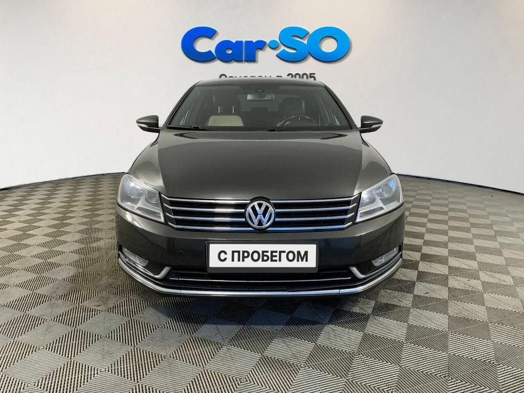 Volkswagen Passat, B7
