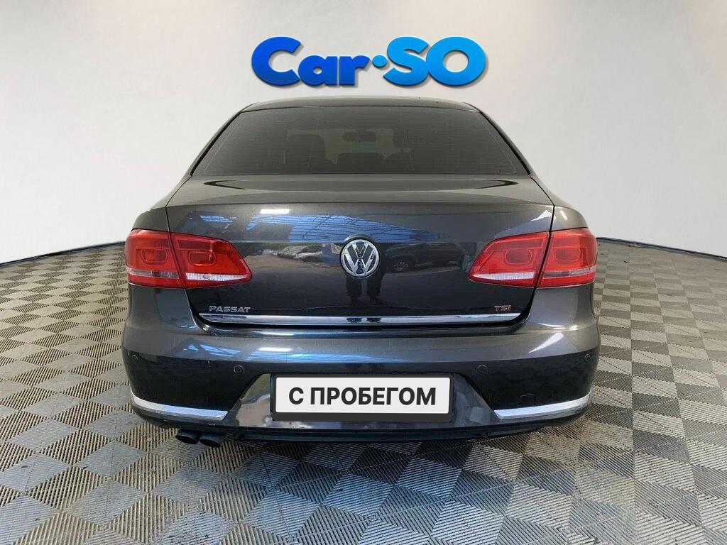 Volkswagen Passat, B7
